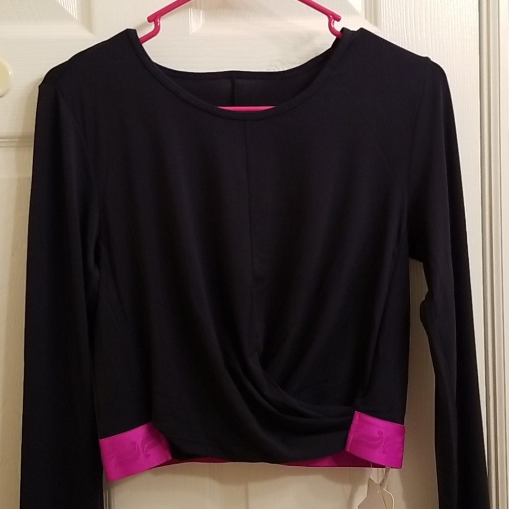 Fabletics Pia Front Twist Long-Sleeve Top